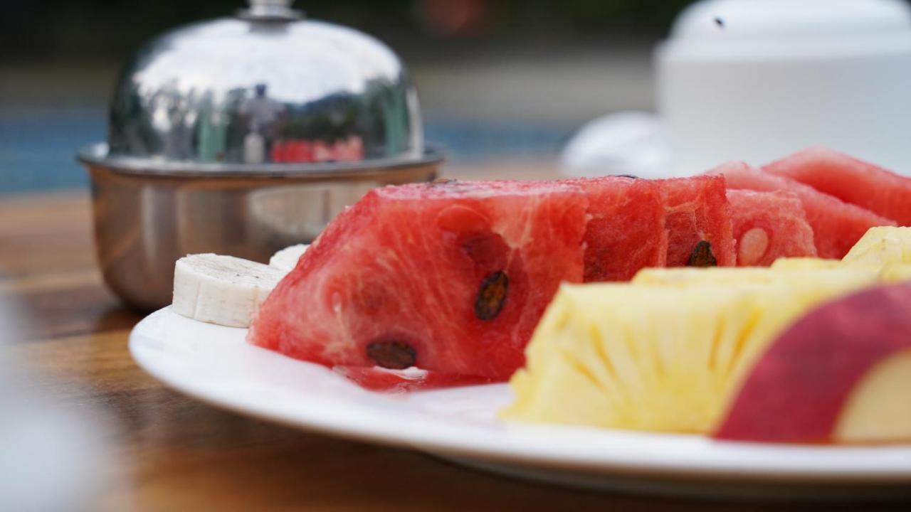 Whispering Waters Hotel Malayattur Luaran gambar